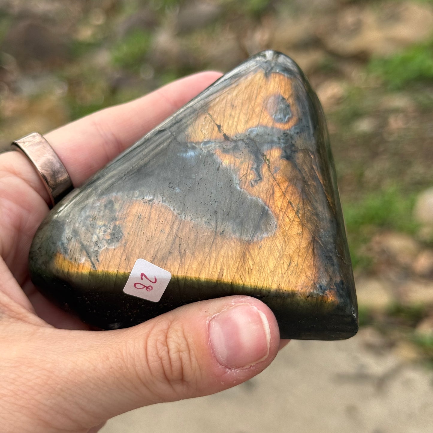 Labradorite Cut Base