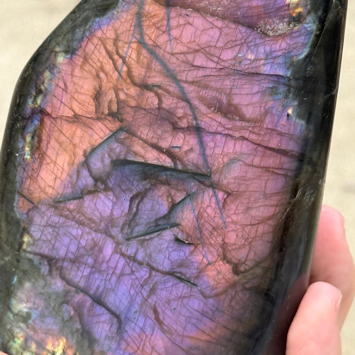 Labradorite Cut Base