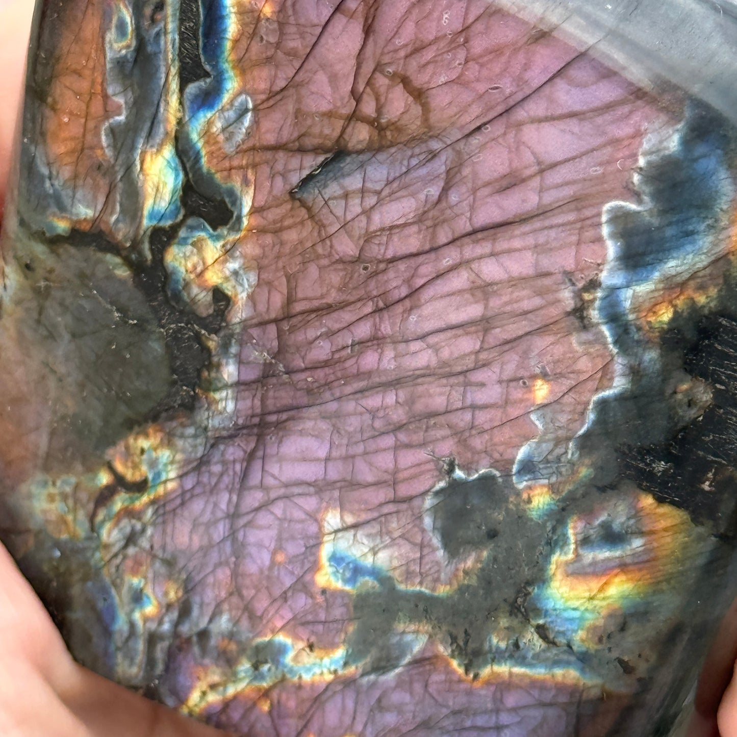 Labradorite Cut Base