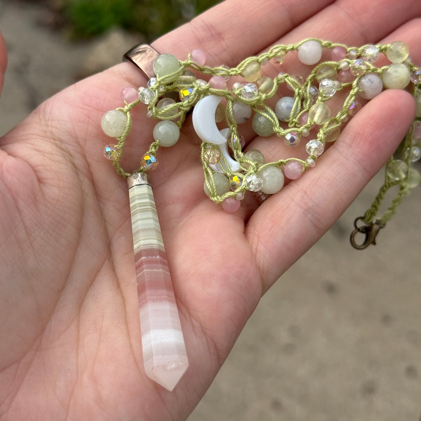 Agate Moon Crochet Neclace