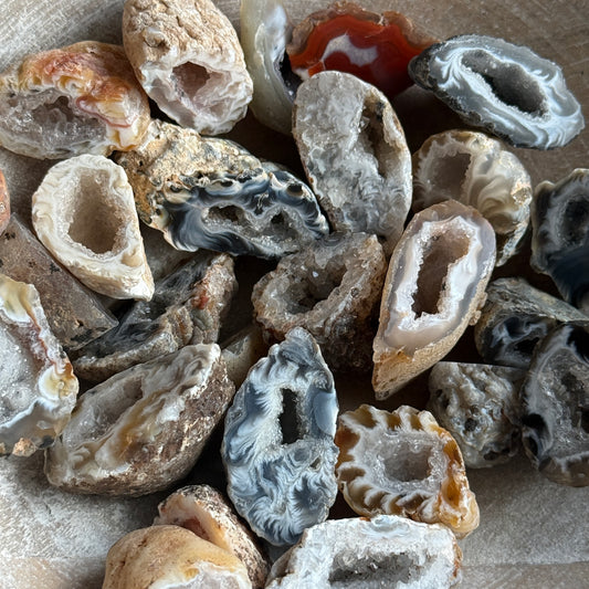 Mini Occo Agate Geode Halves
