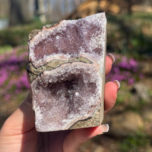Amethyst Cut Base