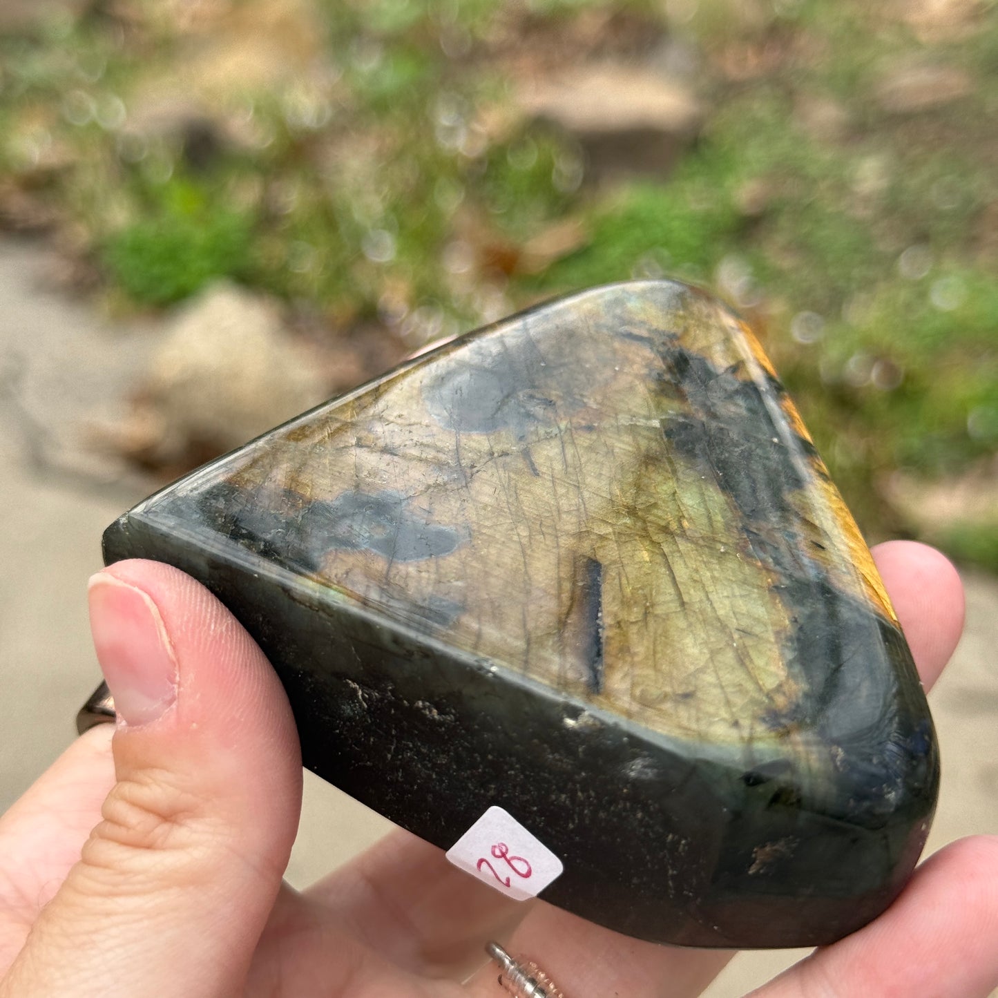 Labradorite Cut Base